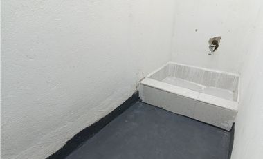 SE ARRIENDAN LOCALES COMERCIALES SOBRE LA QUINTA AVENIDA, SANTA MARTA