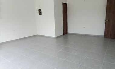 SE ARRIENDAN LOCALES COMERCIALES SOBRE LA QUINTA AVENIDA, SANTA MARTA