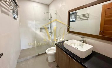 5 BR MODERN HOUSE with Swimming Pool in Angeles City, Pampanga
