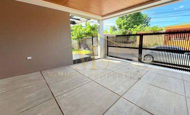 5 BR MODERN HOUSE with Swimming Pool in Angeles City, Pampanga
