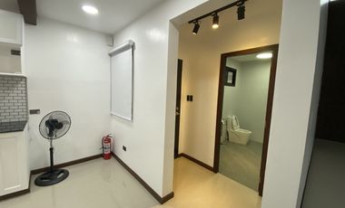 4 Bedroom modern tropical house for rent at BF Homes