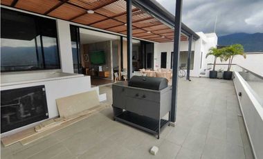 Hermoso Duplex Envig Brujas  330 M2 💰2500 Mill