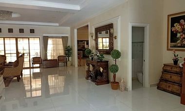 Fully Furnished House 5 bedrooms in Insular Village for Rent