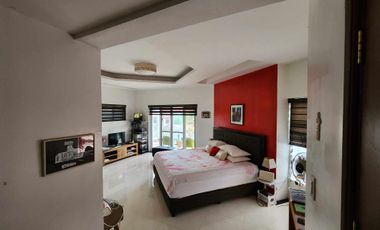 5 bedrooms with bathrooms HOUSE FOR RENT near Clark