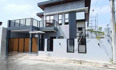 5 bedrooms with bathrooms HOUSE FOR RENT near Clark