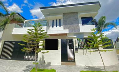 3BEDROOM HOUSE FOR RENT WITH SWIMMING POOL NEAR CLARK