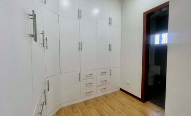 3BEDROOM HOUSE FOR RENT WITH SWIMMING POOL NEAR CLARK
