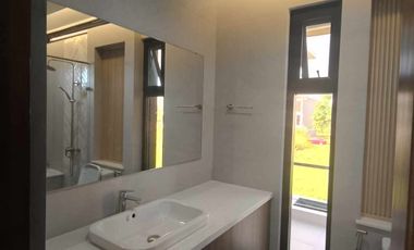 5 BEDROOM MODERN INDUSTRIAL HOUSE AND LOT FOR SALE IN ANGELES CITY NEAR CLARK