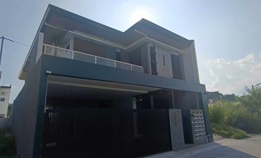 5 BEDROOM MODERN INDUSTRIAL HOUSE AND LOT FOR SALE IN ANGELES CITY NEAR CLARK