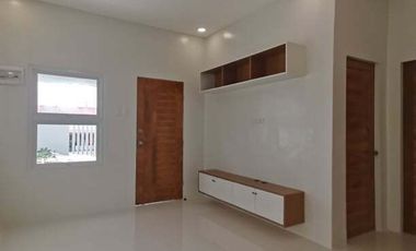 3 Bedroom House In Deca Tacunan for Sale