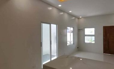 3 Bedroom House In Deca Tacunan for Sale