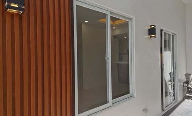 3 Bedroom House In Deca Tacunan for Sale