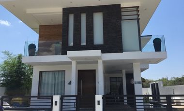 FOR SALE: Batangas Beach house for sale Playa Laiya San Juan Batangas