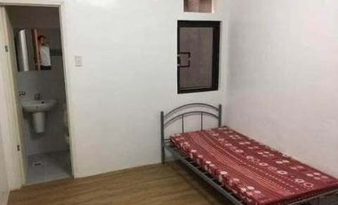 4-Bedroom Townhouse for Rent in Makati City *Brgy. San Antonio