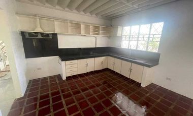 2 Storey, 4 Bedrooms House For Lease in Angeles City, Pampanga