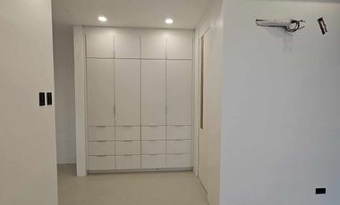 Taguig Modern Townhouses For Sale