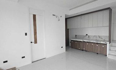 Taguig Modern Townhouses For Sale