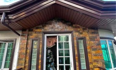 4 BR House & Lot For Sale in Tagaytay Heights