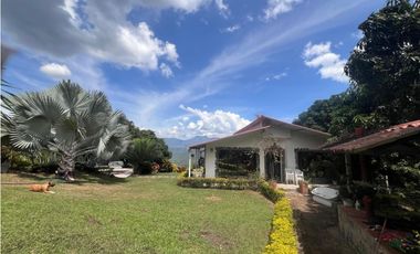 SE VENDE FINCA AGROTURISTICA RENTANDO EN ICONONZO , TOLIMA