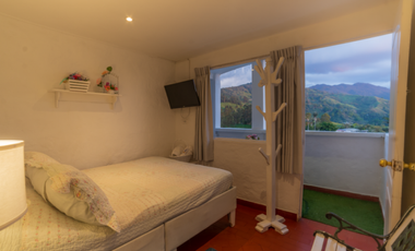 VENTA HERMOSO  HOTEL SALENTO  16  HABITACIONES