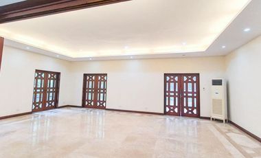 5-BR Mansion House for Rent  at South Forbes