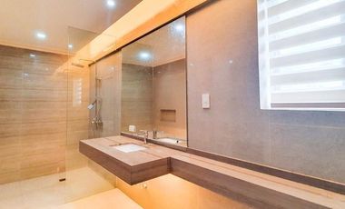 5-BR Mansion House for Rent  at South Forbes