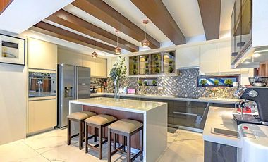 Multinational Village House and Lot for Sale! Paranaque City