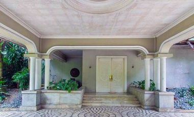 Elegant 3 Bedroom House for Sale in Forbes Park, Makati City