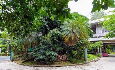 Elegant 3 Bedroom House for Sale in Forbes Park, Makati City