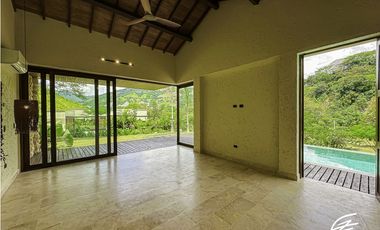 CASA CAMPESTRE EN VENTA EN BOLOMBOLO, ANTIOQUIA