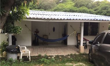 Venta de casa campestre con árboles frutales Bonda - Santa Marta