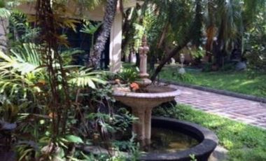 6 Bedroom Stylish House for Sale in Forbes Park, Makati City