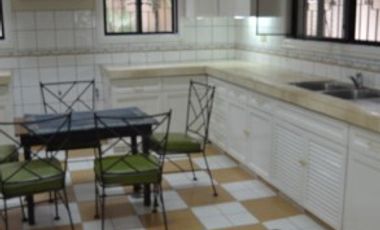 Big and nice lanai house for rent in San Lorenzo Village Makati