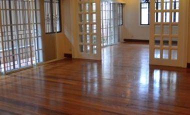 Big and nice lanai house for rent in San Lorenzo Village Makati