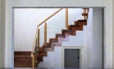 San Lorenzo Village Makati Good House and lot for Sale 5 Bedroom