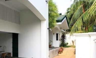 San Lorenzo Village Makati Good House and lot for Sale 5 Bedroom