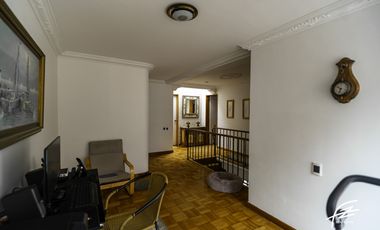 CASA CAMPESTRE EN VENTA EN EL POBLADO, MEDELLN
