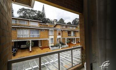 CASA CAMPESTRE EN VENTA EN EL POBLADO, MEDELLN