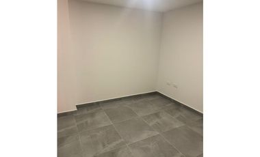 Alquilo apartaestudio en Sabaneta atrás de la iglesia