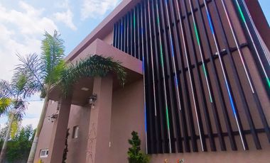 Breathtaking Mountain View Retreat – Your Exclusive Getaway for Just 30K/Night!