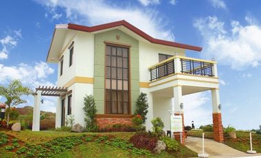 House and Lot at for Sale in Sentosa at Calamba Laguna