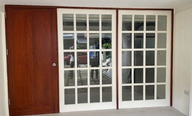 5BR Single Detached House for Rent at Pasay City