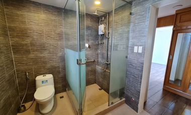 3 Bedroom Condo in Eisenhower Condominium, Greenhills San Juan