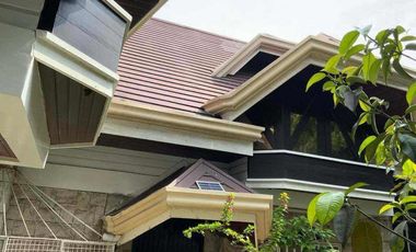 300 sqm 4-Bedroom House with Garden and Solar Panels in San Jose, Navotas City