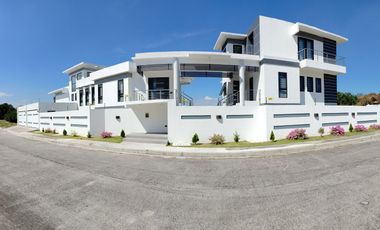 Orchard Dasmariñas Cavite Semi-Furnished House with Pool For Lease