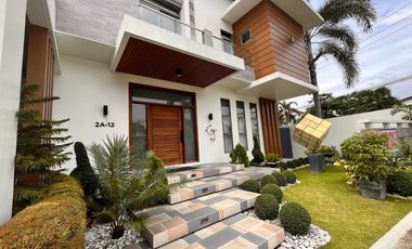 FOR SALE: Magnificent Luxury Home in an Exclusive Subdivision, Angeles City