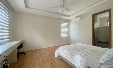 4 Bedrooms Luxury Home with Swimming Pool , Forbes Subd Near Clark Pampanga