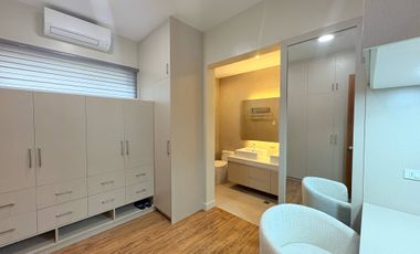 4 Bedrooms Luxury Home with Swimming Pool , Forbes Subd Near Clark Pampanga