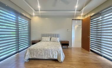 4 Bedrooms Luxury Home with Swimming Pool , Forbes Subd Near Clark Pampanga