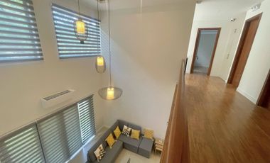 4 Bedrooms Luxury Home with Swimming Pool , Forbes Subd Near Clark Pampanga